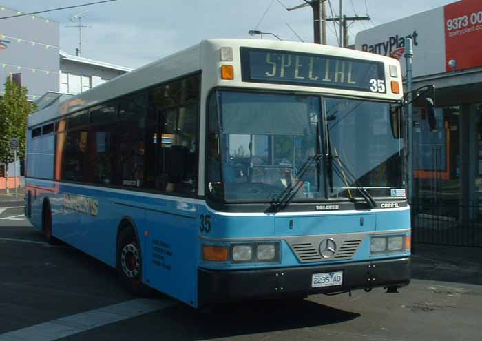 Ryans Mercedes O405NH Volgren 35